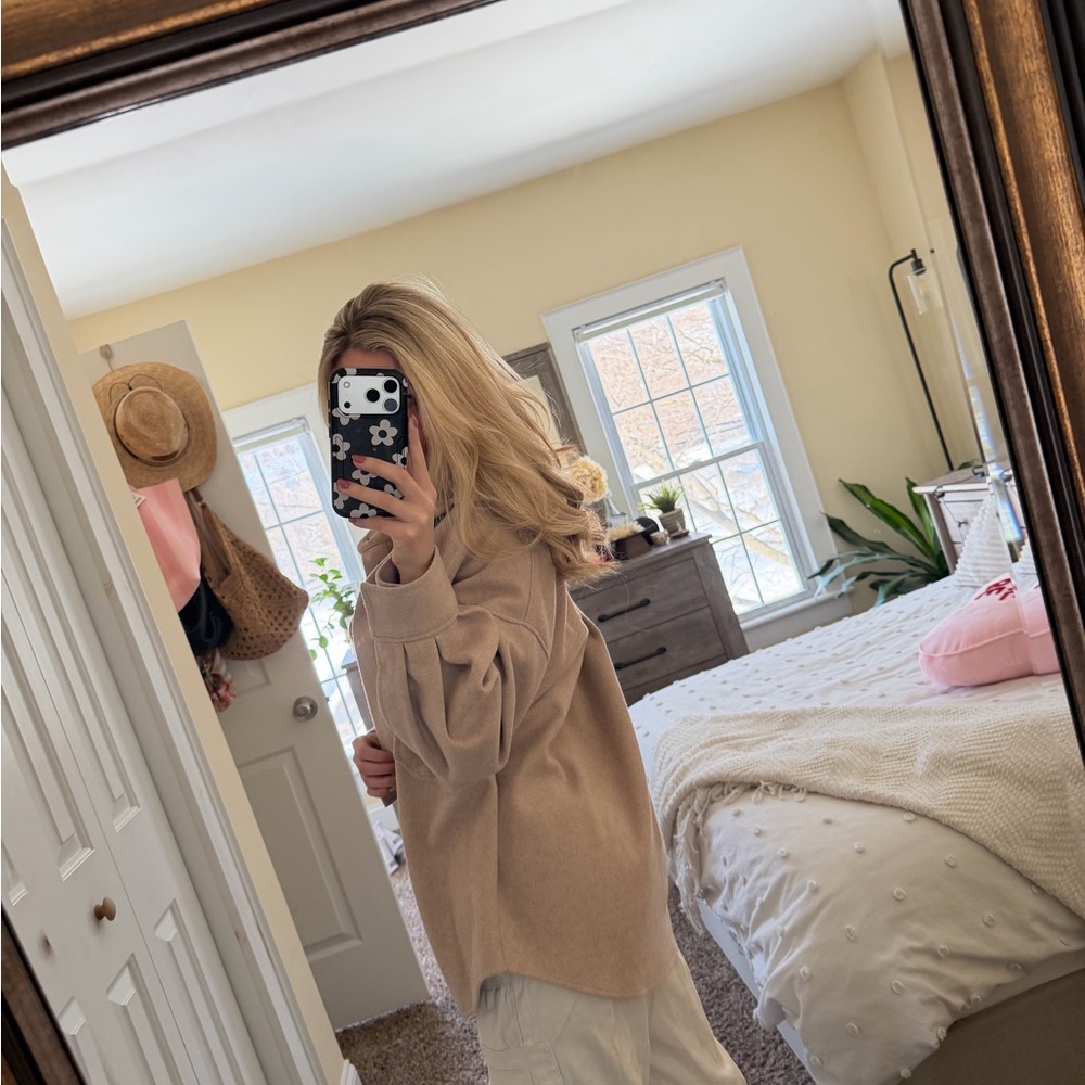 Jacket - Picture 4 of 6